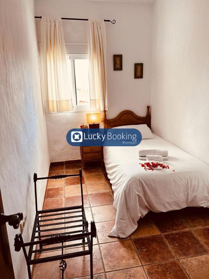 Zahara Lucky Booking サアラ・デ・ロス・アトゥネス エクステリア 写真